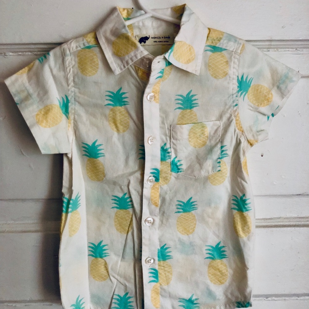 🐘Monica + Andy Pineapple Print Button Down 🍍